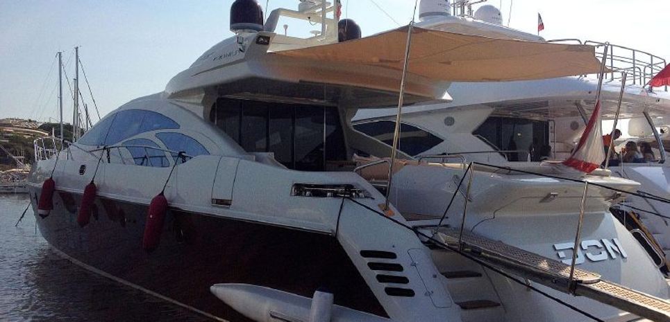 Elysium 3 Charter Yacht