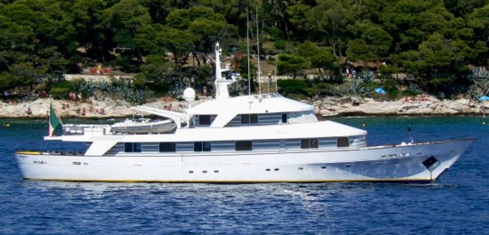 Emera Charter Yacht