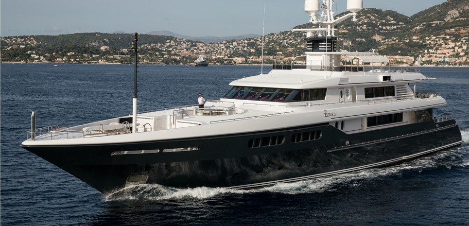 Emerald Charter Yacht