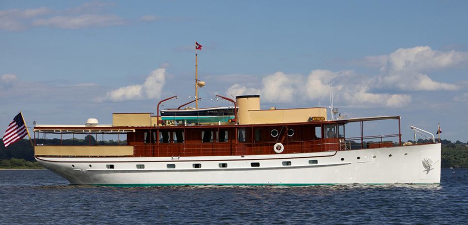 Enticer Charter Yacht