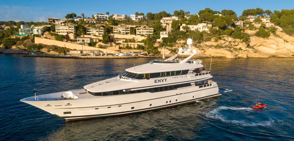 Envy Charter Yacht