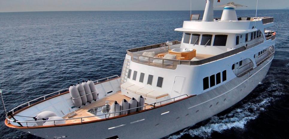 Evergreen G Charter Yacht