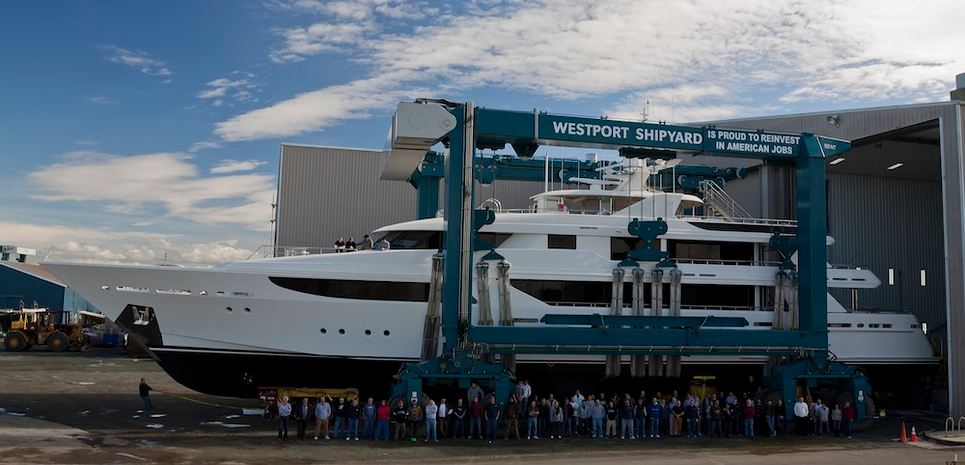 Evviva Charter Yacht