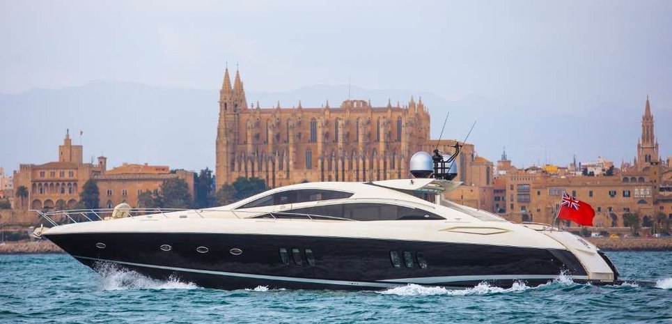 Exceso Charter Yacht