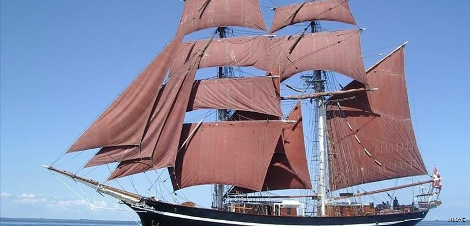 Eye of the Wind Charter Yacht