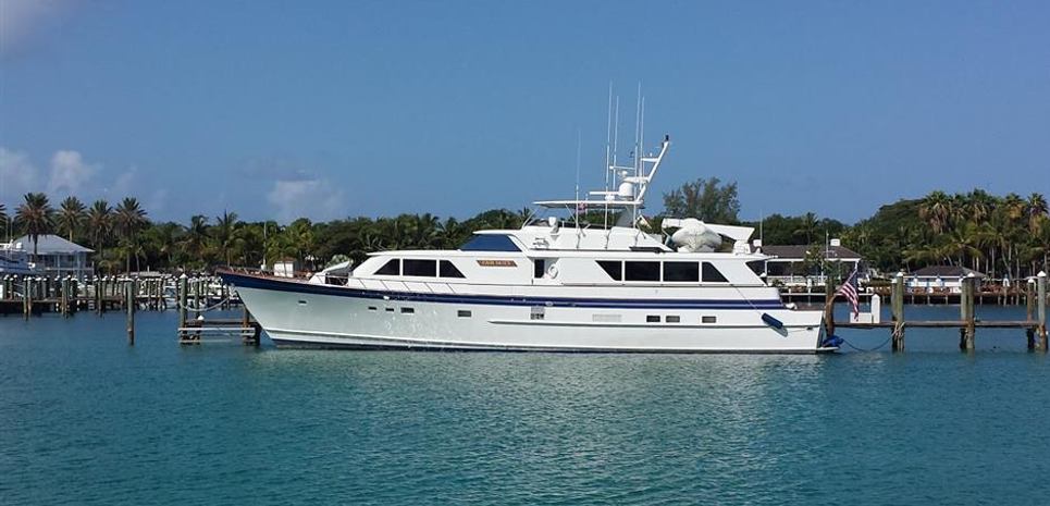 Fair Skies Charter Yacht