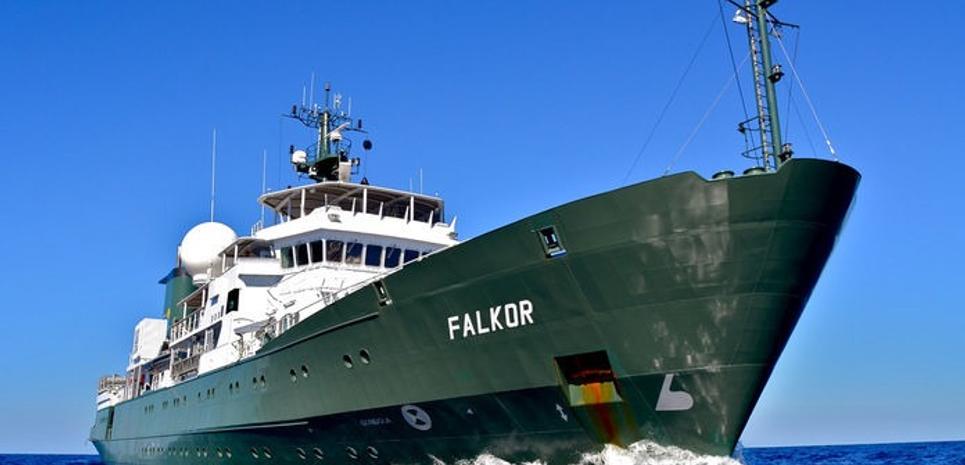 Falkor Charter Yacht