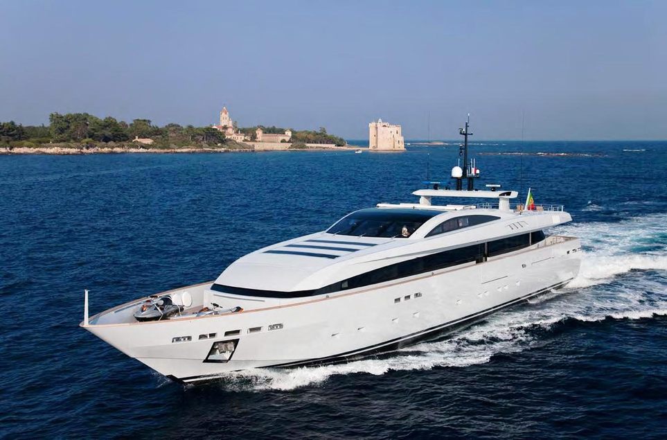 Fan Too Charter Yacht