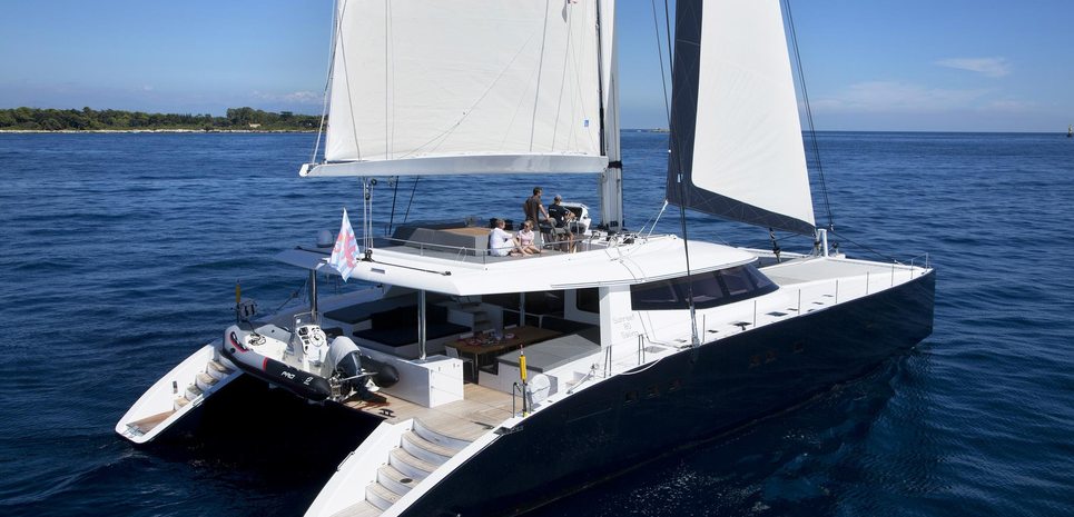 Fantastic Too Charter Yacht