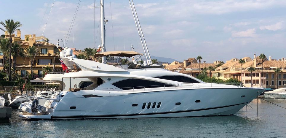Far Too XSIV Charter Yacht