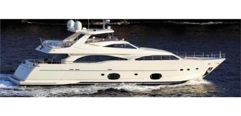 Fifteen Charter Yacht