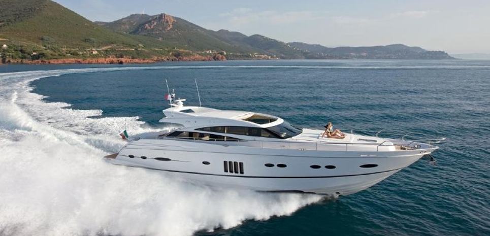 Floridan Charter Yacht