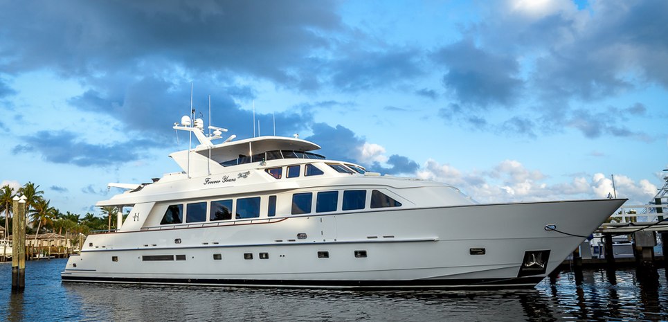 Forever Young Charter Yacht
