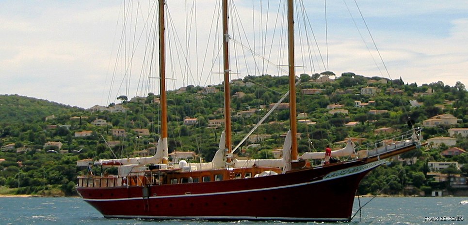 tony petrarca yacht