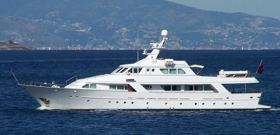 Freemont Charter Yacht