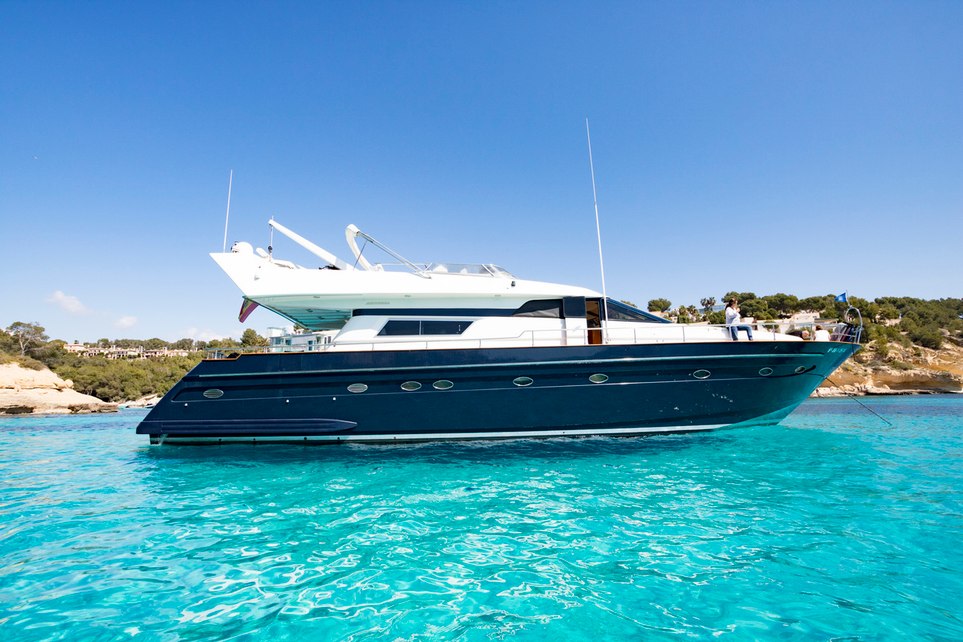 Furia Sexto Charter Yacht