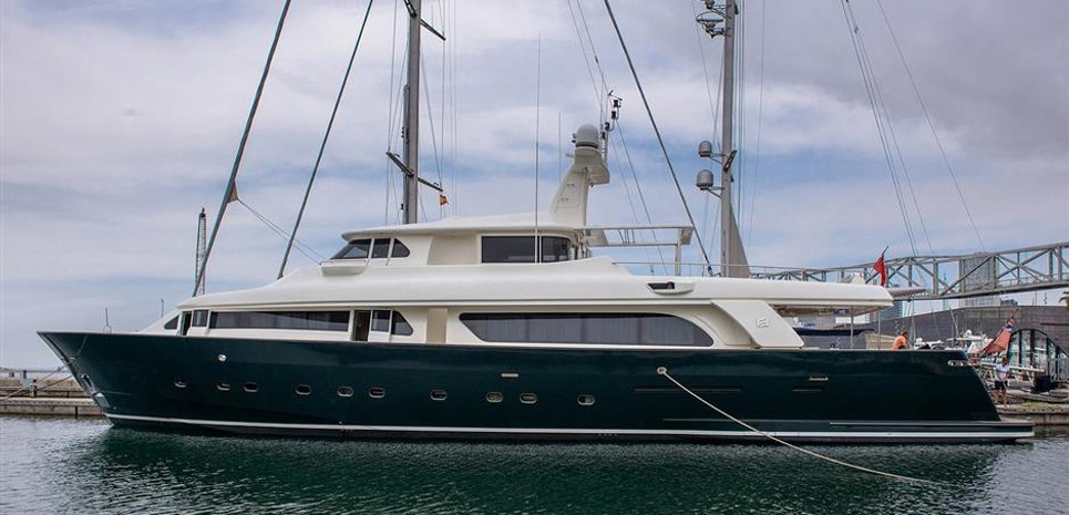 Gihramar Charter Yacht
