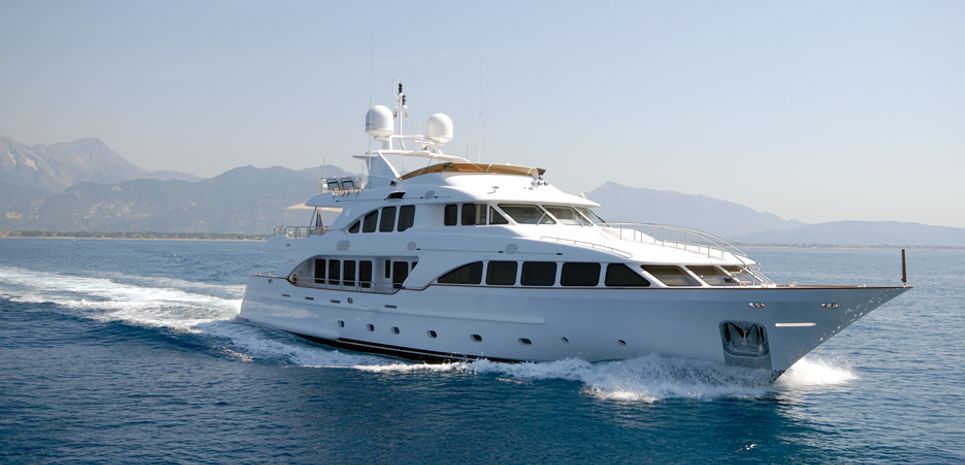Gladiatore Charter Yacht