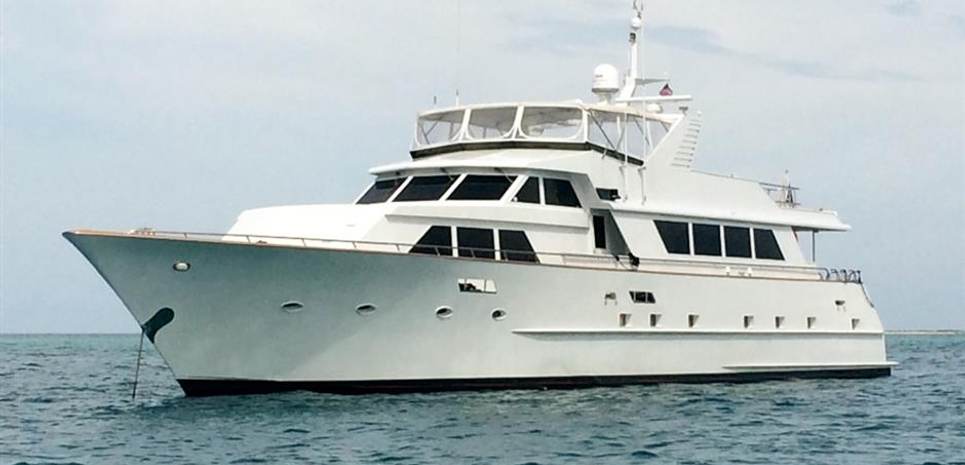 Golden Lady Charter Yacht