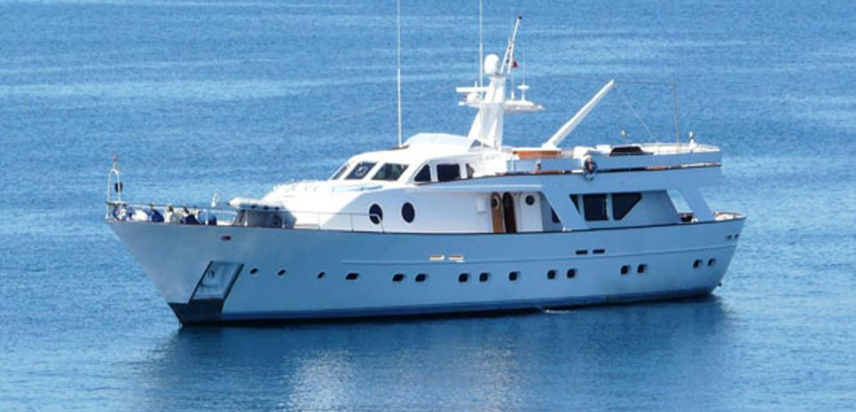 Gone Away Charter Yacht