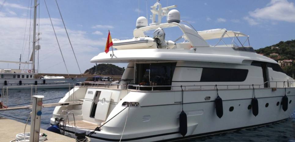 Gota Charter Yacht