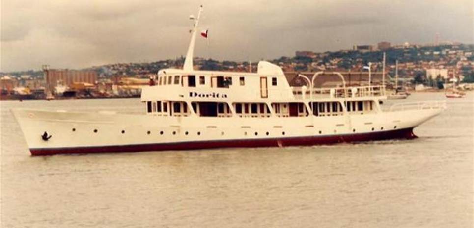 Grey Mist Charter Yacht