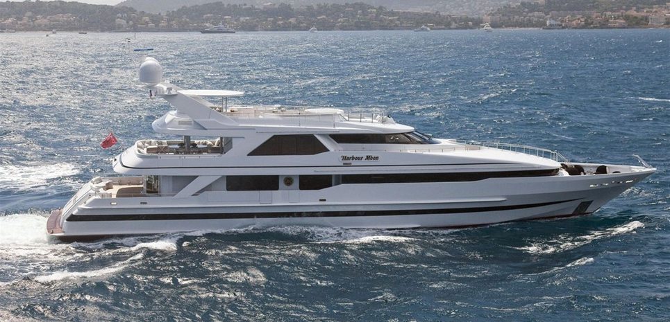 Harbour Moon Charter Yacht