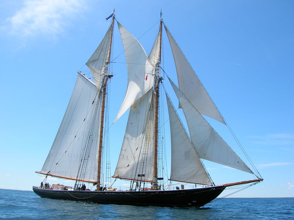 Highlander Sea Charter Yacht