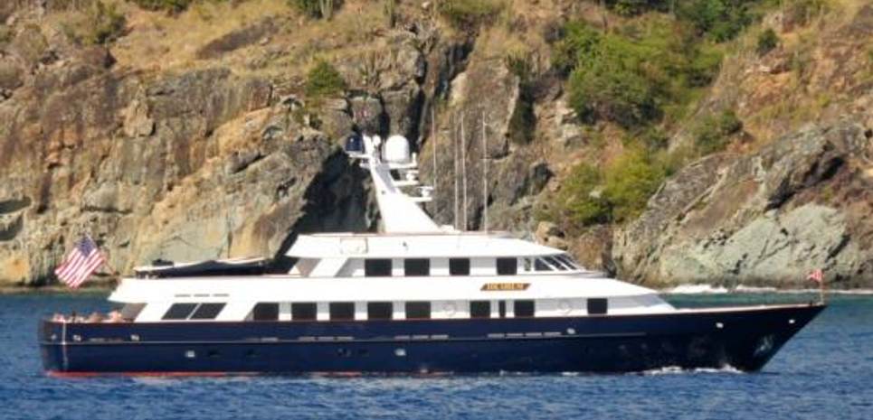 who owns hilarium yacht