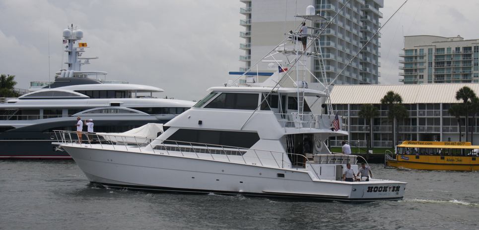 Hook Em Charter Yacht