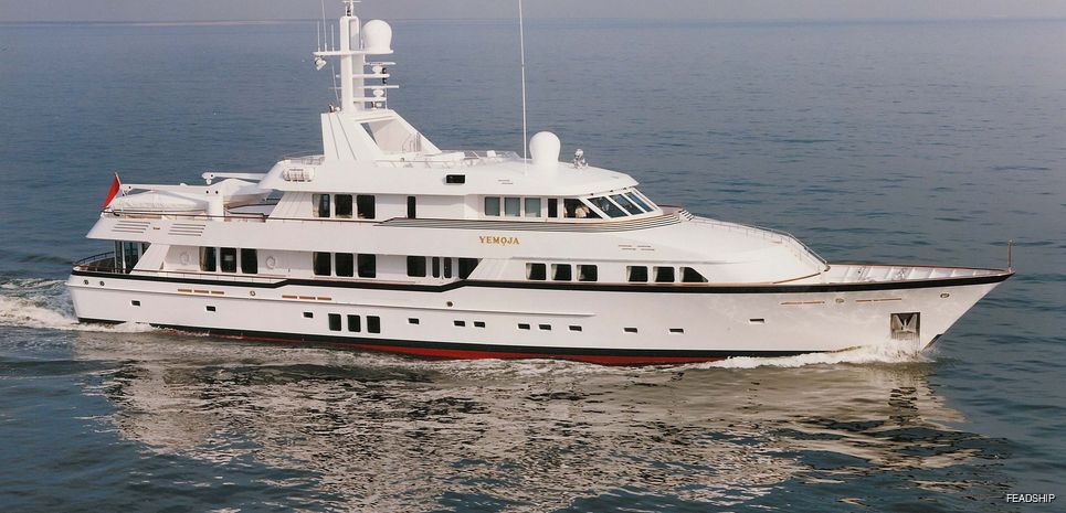 Hud Hud Charter Yacht