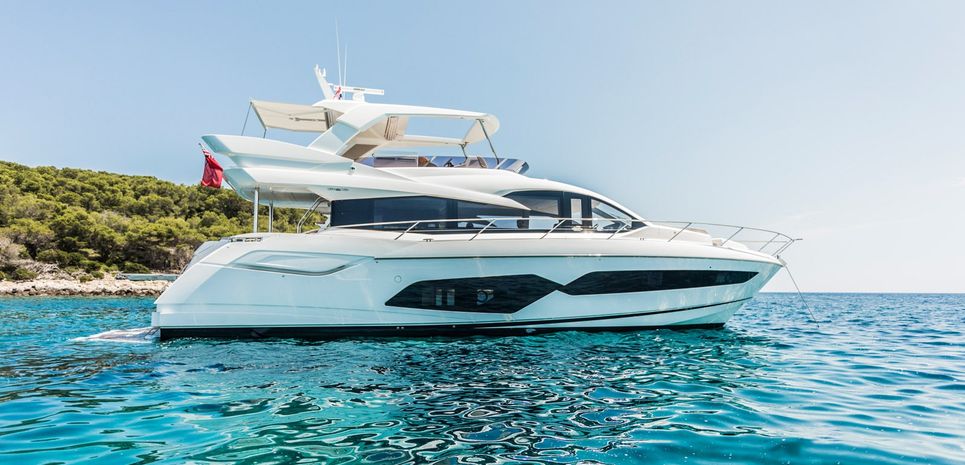 Hunky Dory Of Charter Yacht