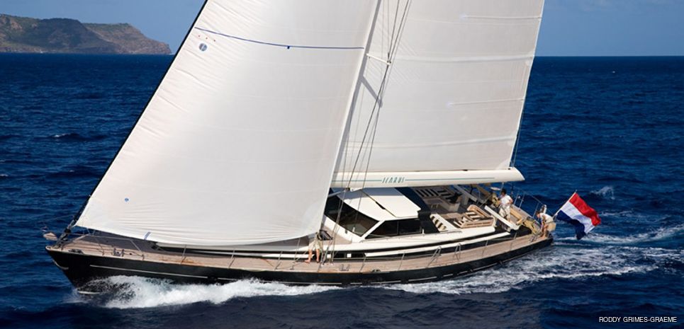 Icarus Charter Yacht