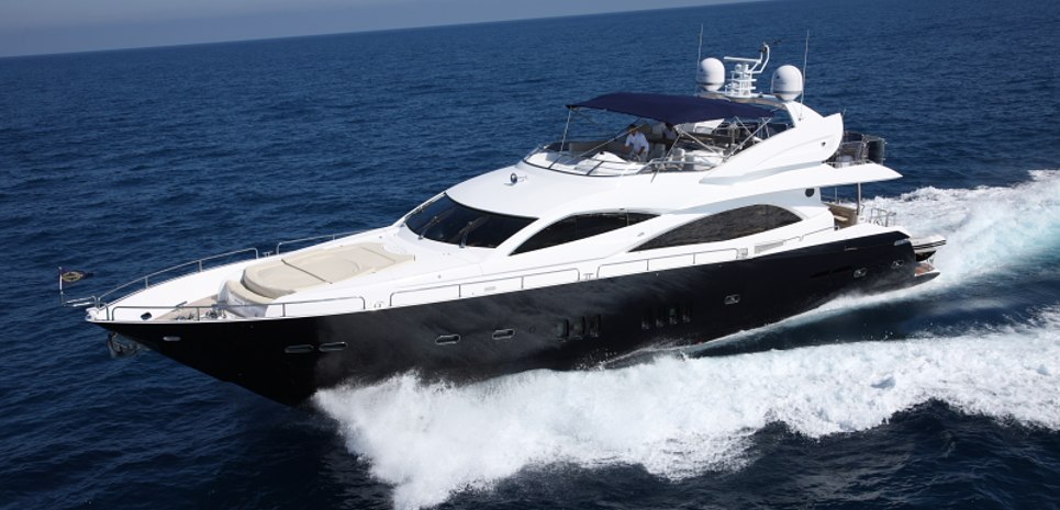 Infiniti I Charter Yacht
