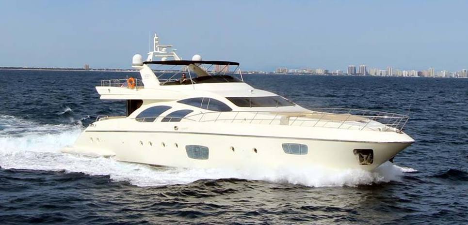 Intervention Charter Yacht