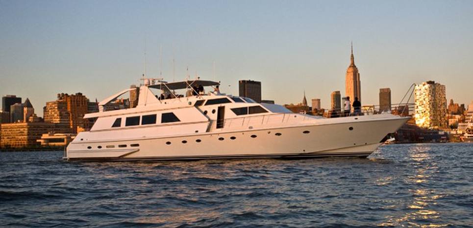 Justine Charter Yacht