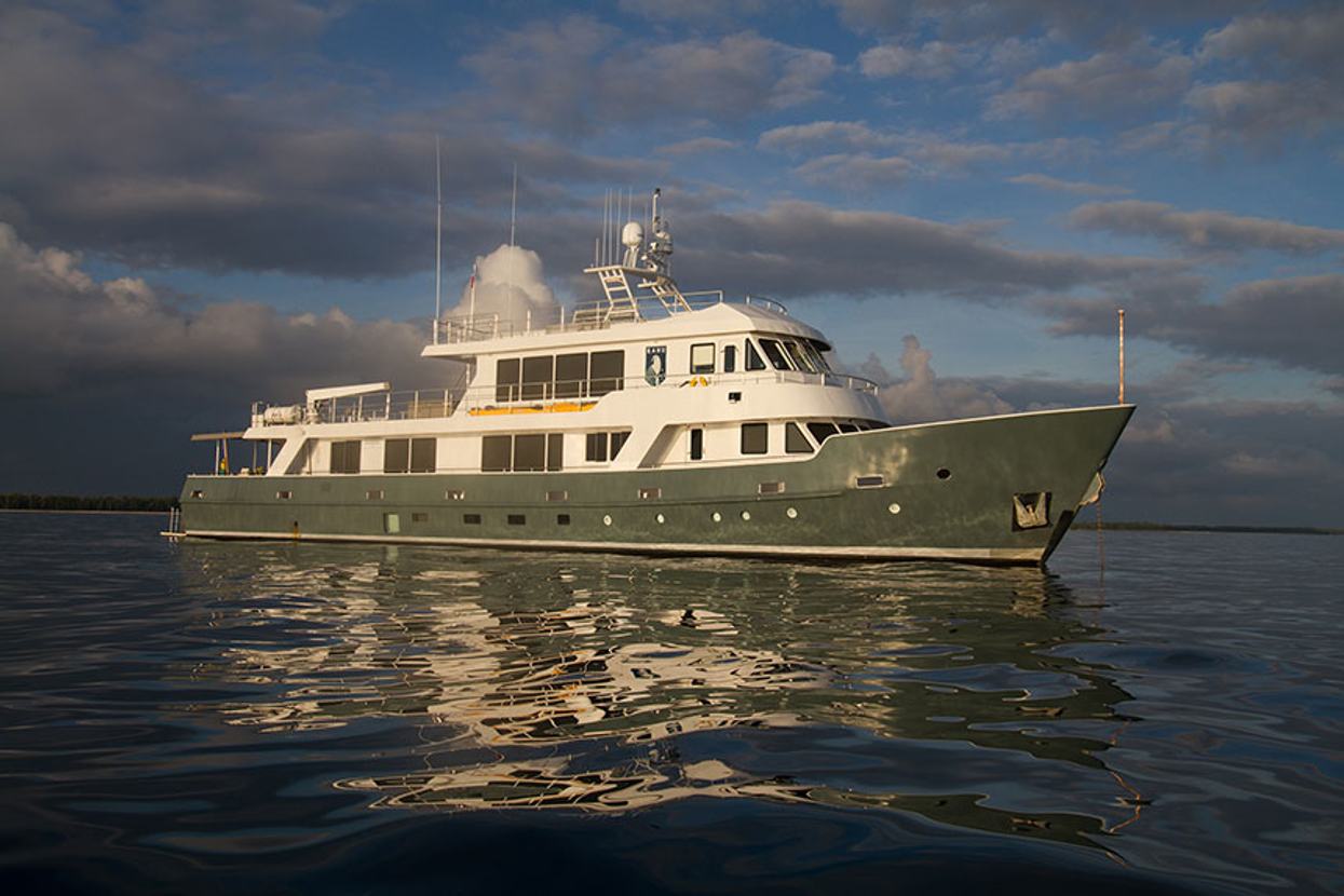 Kahu Charter Yacht