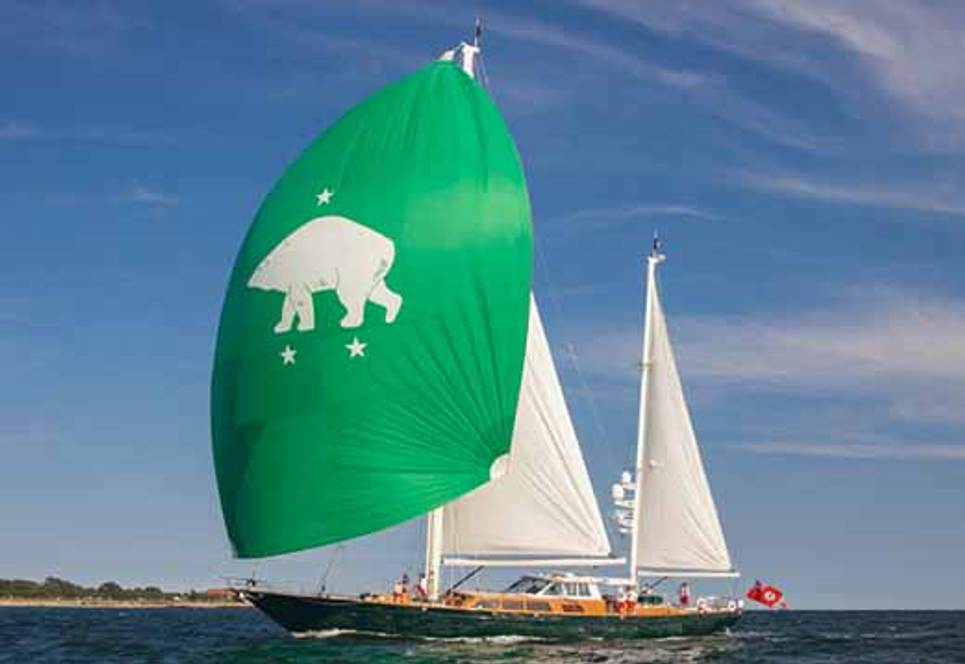 Keewaydin Charter Yacht