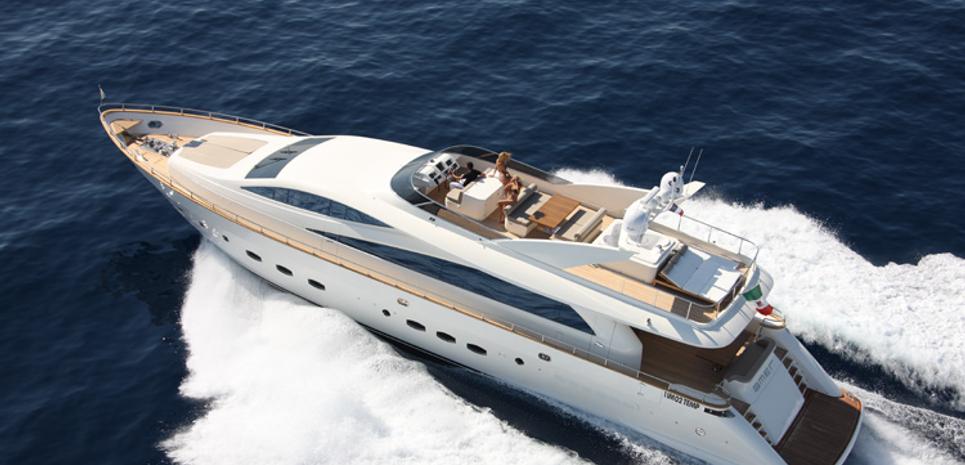 Kisses Charter Yacht