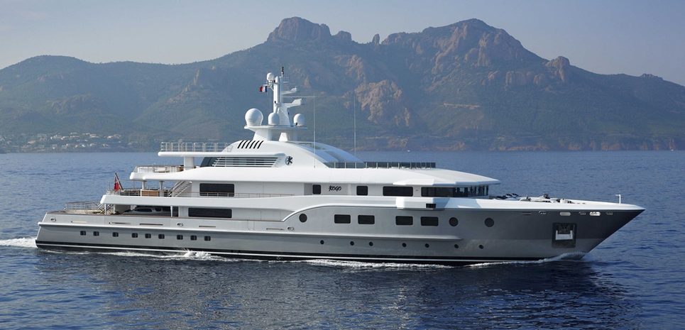 Kogo Charter Yacht