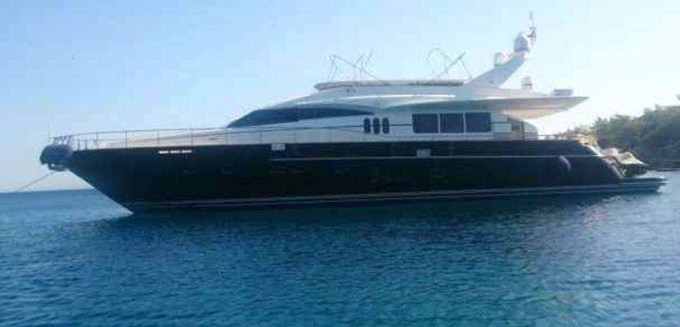 Krasseta Charter Yacht
