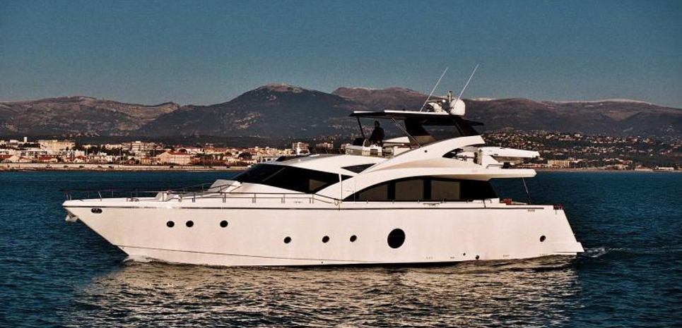 Krys Kar Charter Yacht