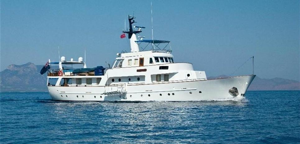 La Grande Dame Charter Yacht