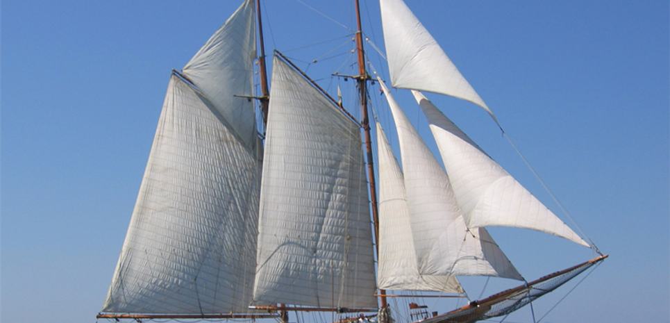 La Maia Charter Yacht