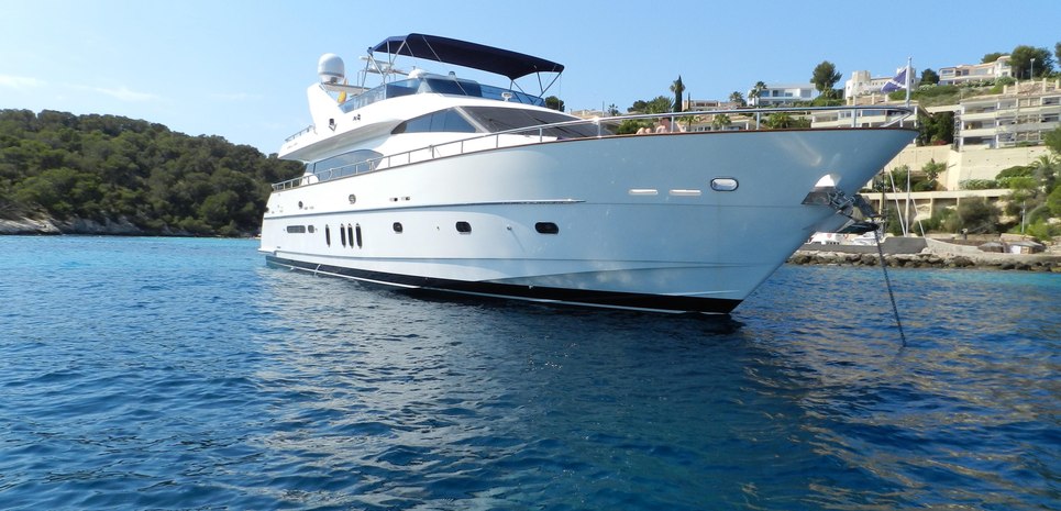 Lady Anna Maria Charter Yacht