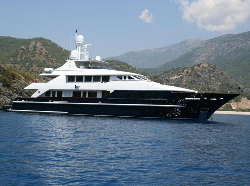 Lady Azul Charter Yacht