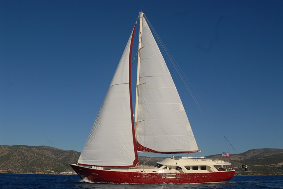 Lady Deisy Charter Yacht