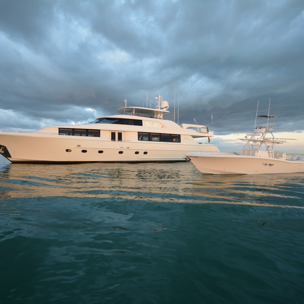 Lady Gray Yacht Charter Price Westport Yachts Luxury Yacht Charter