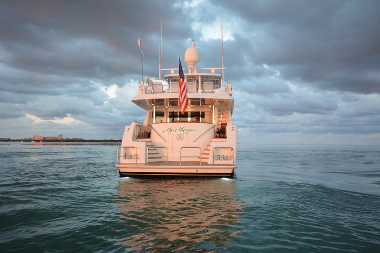 Lady Gray Yacht Charter Price Westport Yachts Luxury Yacht Charter