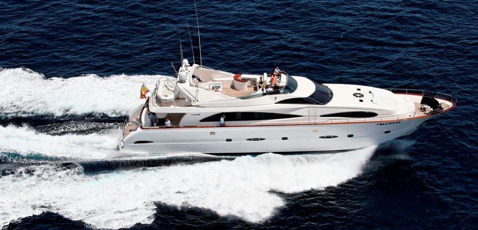 Lady R Charter Yacht